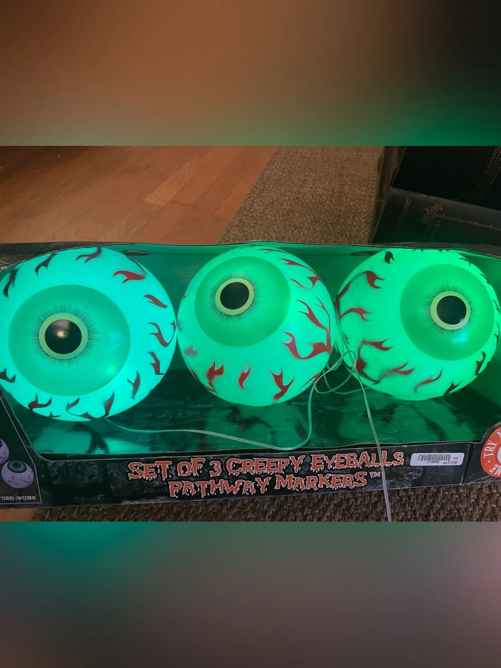 Retired spirit Halloween Jumbo The Scary Eyeball LED lights